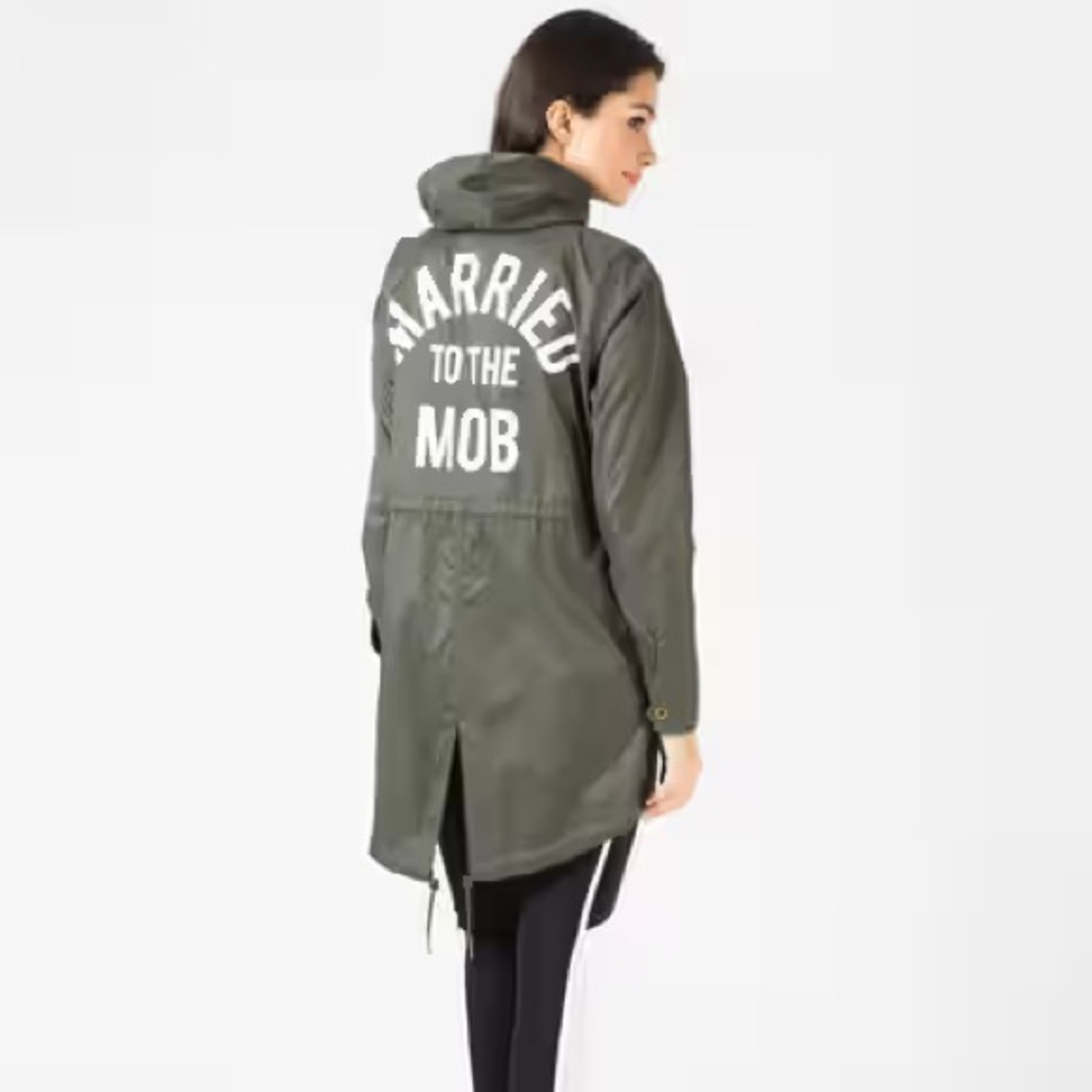 MTTM Green Arch Mob Parka; Like new condition, rarely ever worn, Size Medium